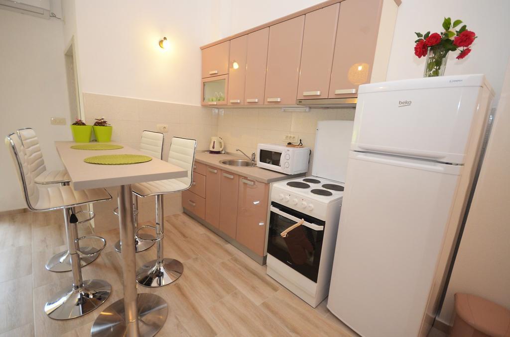 Apartmani Mizdrak Котор Экстерьер фото